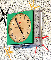This green plastic and chrome metal Telechron kitchen clock is from around 1940. This electric clock, marked Warren Telechron Co. (USA), predates GE's takeover of that firm. It's likely that the Telechron design people are responsible for the stylish GE clocks of the '50s and '60, before GE management put a stop to it. From 'A Collection of Clocks' at the web's largest private collection of antiques & collectibles: https://www.ericwrobbel.com/collections/clocks.htm